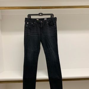 Like new AG Aubrey black skinny straight jeans.